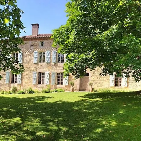 Les Hauts De Saulies Gæstehus