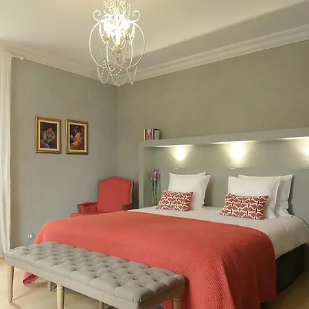 Les Hauts De Saulies Guest house