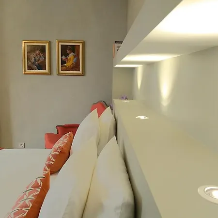 Les Hauts De Saulies Guest house